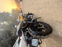 Black And Yellow Honda CB350RS Dual tone 2021