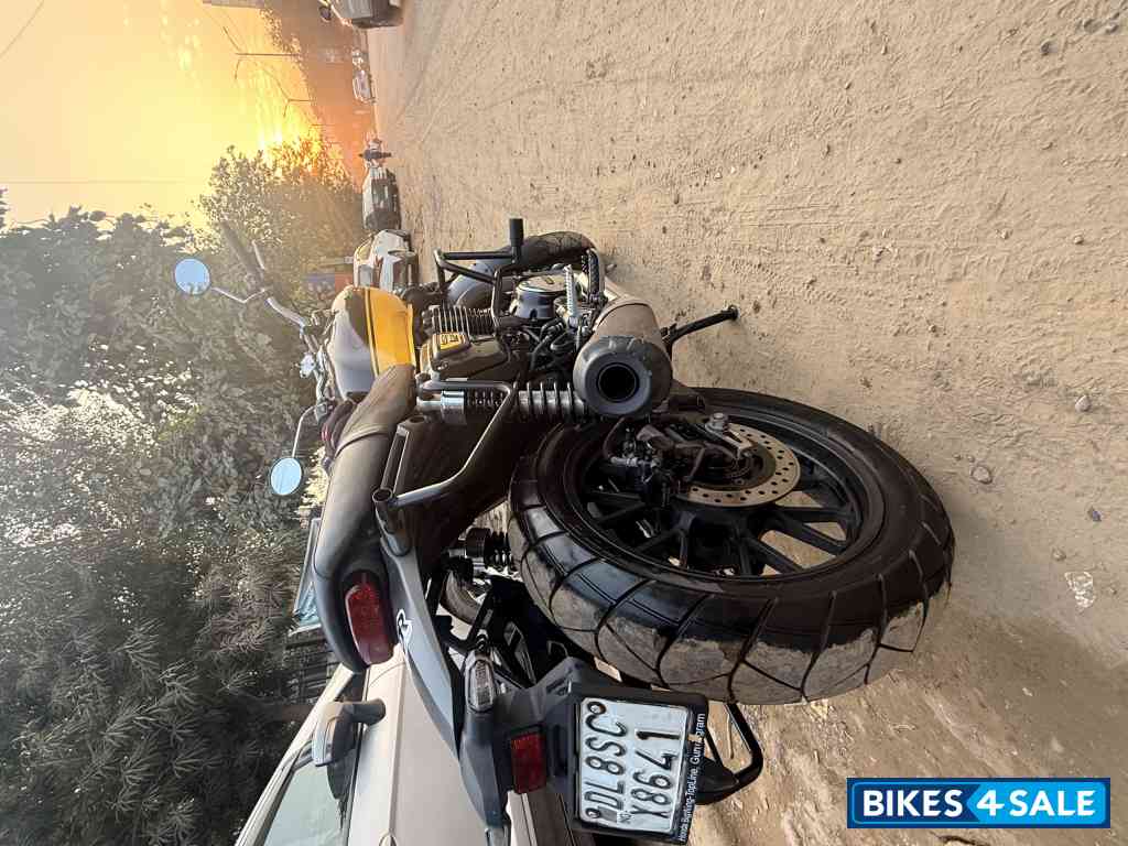 Black And Yellow Honda CB350RS Dual tone 2021