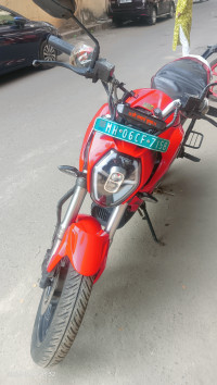 Red Revolt RV400 Eclipse Red