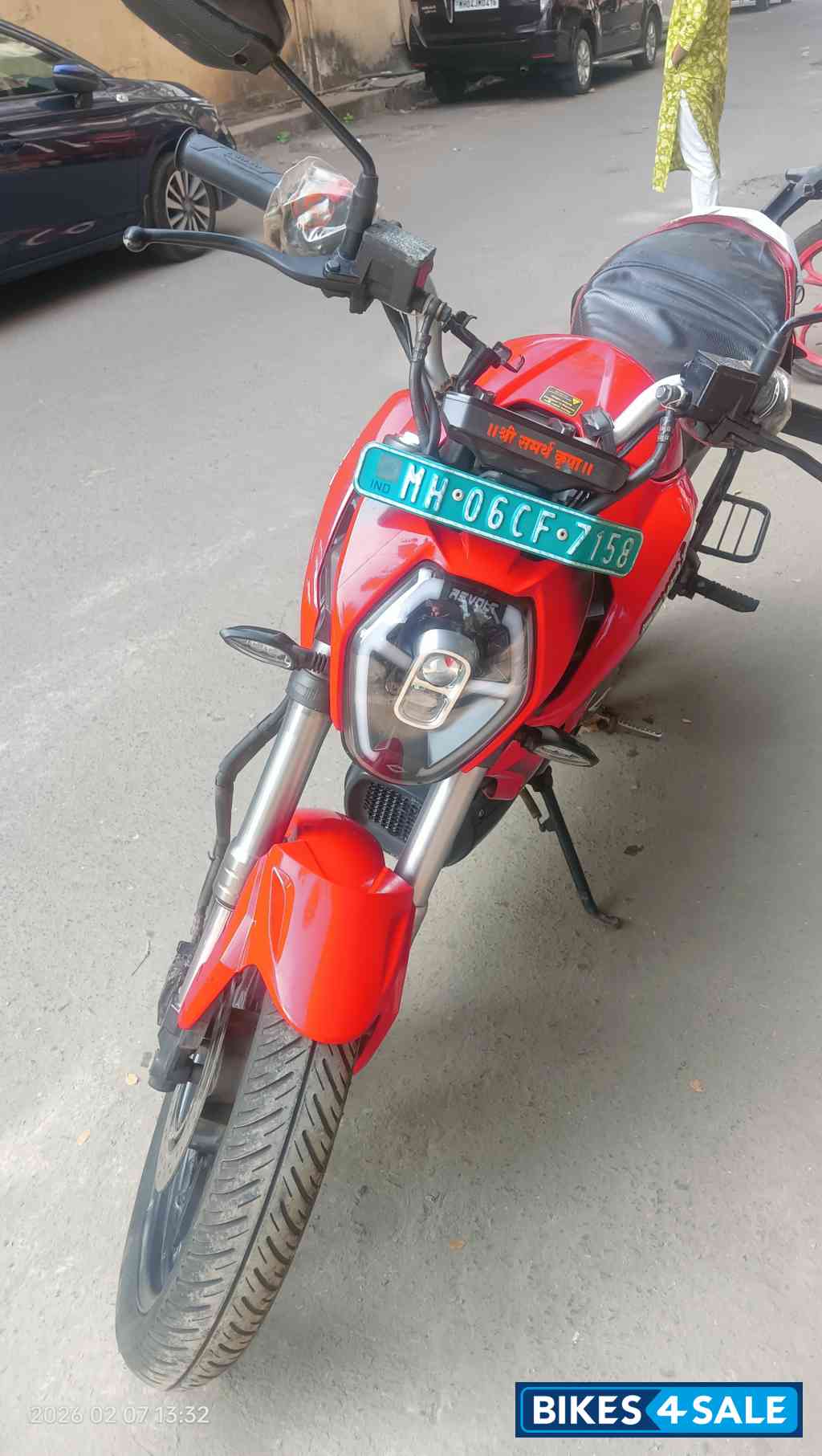 Red Revolt RV400 Eclipse Red