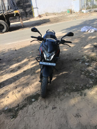 Black Bajaj Pulsar 200 NS ABS