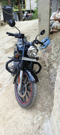 Black Royal Enfield Classic 350 Dual Channel BS6