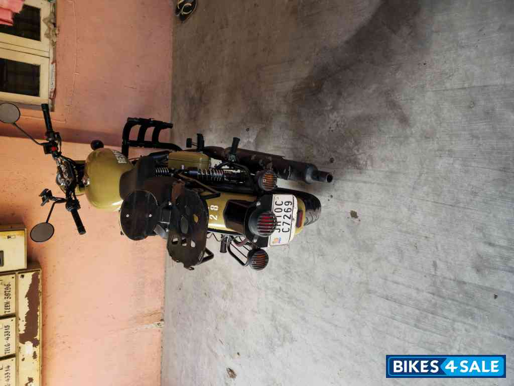 Royal Enfield Classic Desert Storm