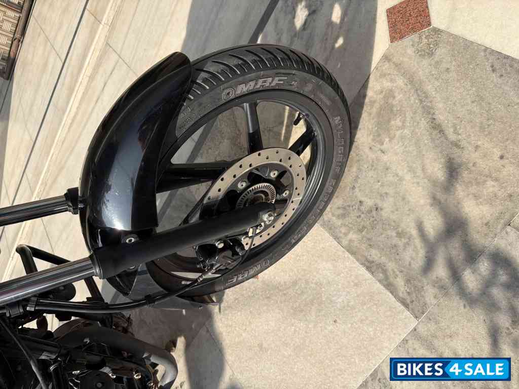 Bajaj Pulsar 150 Neon