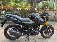Hero Xtreme 160R 4V Standard