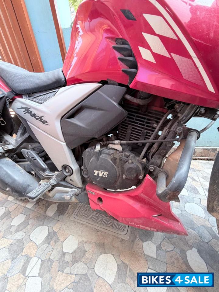 TVS Apache RTR 160 4V