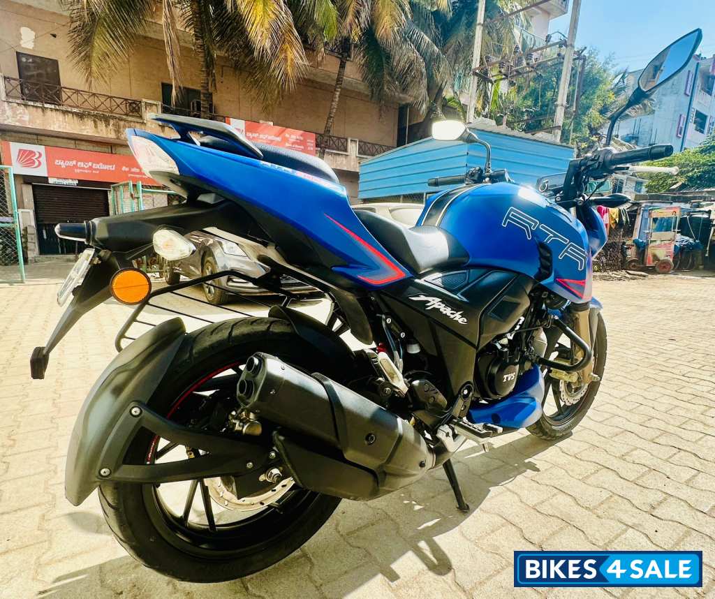 TVS Apache RTR 200 4V ABS TVS Apache RTR 200 4V ABS