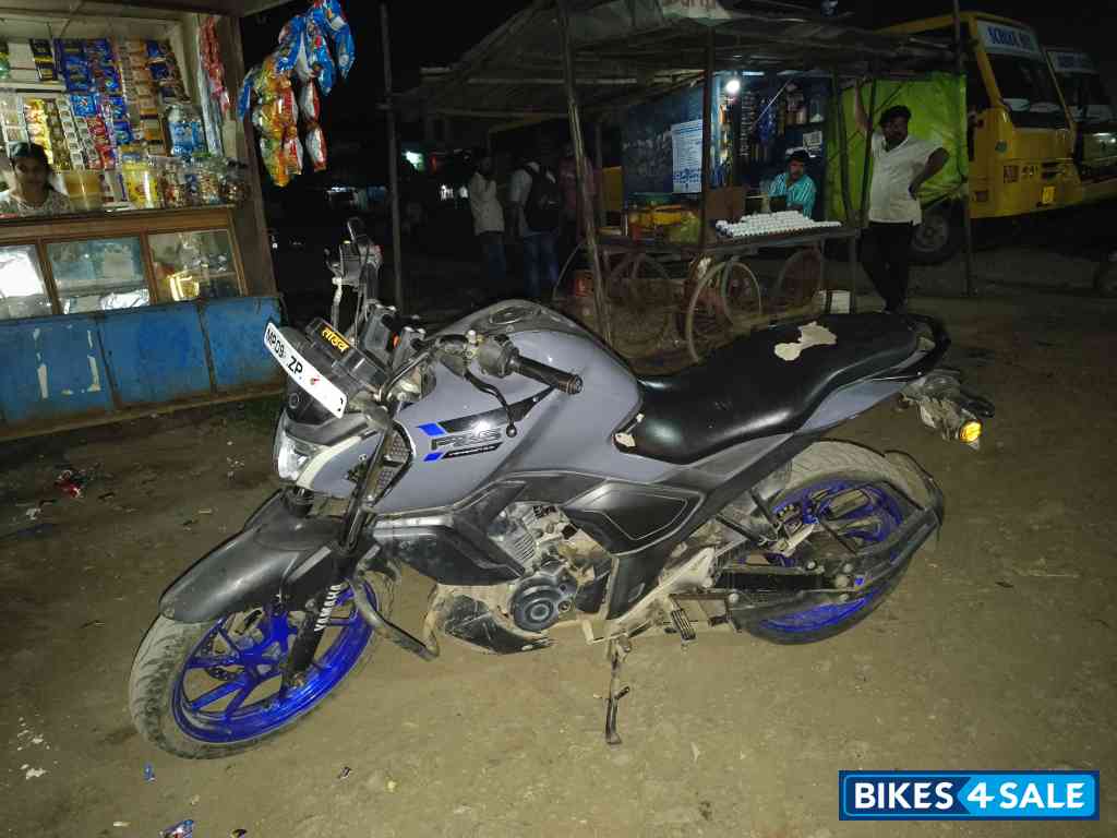 Grey Yamaha FZ-S FI Ver 4.0 Grey Yamaha FZ-S FI Ver 4.0