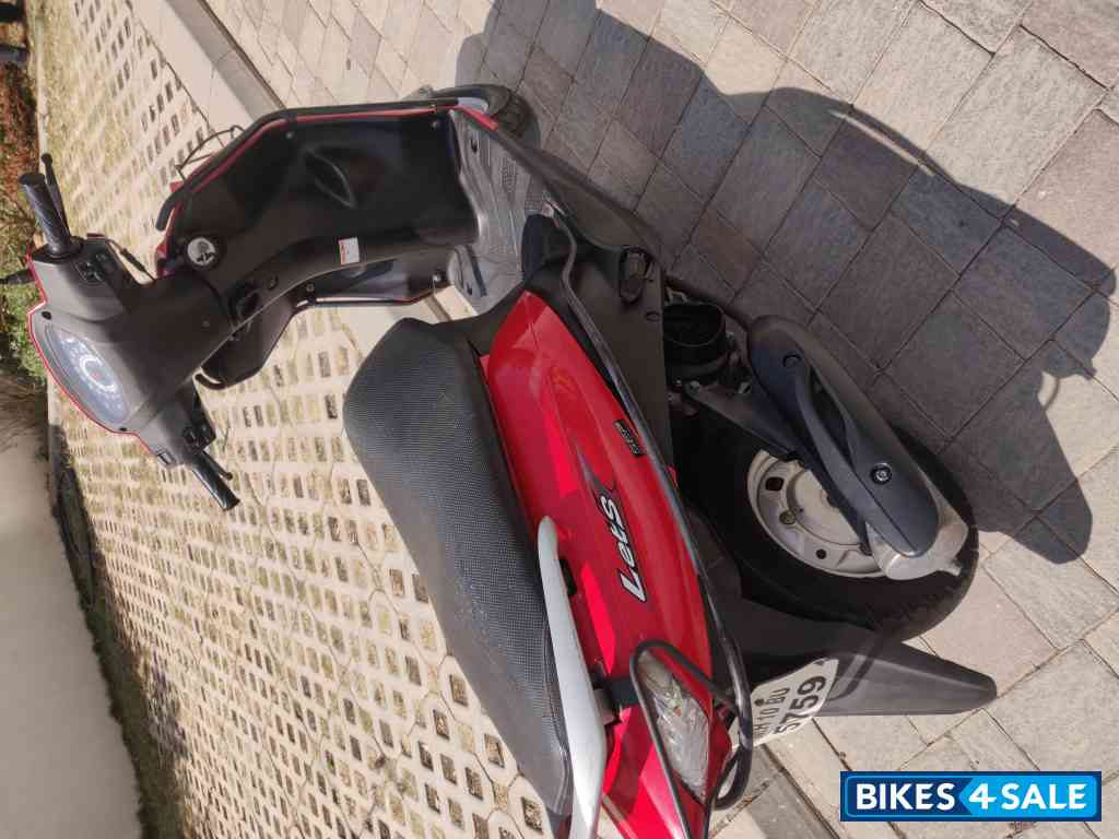 Red Suzuki Lets Let’s Standard 112