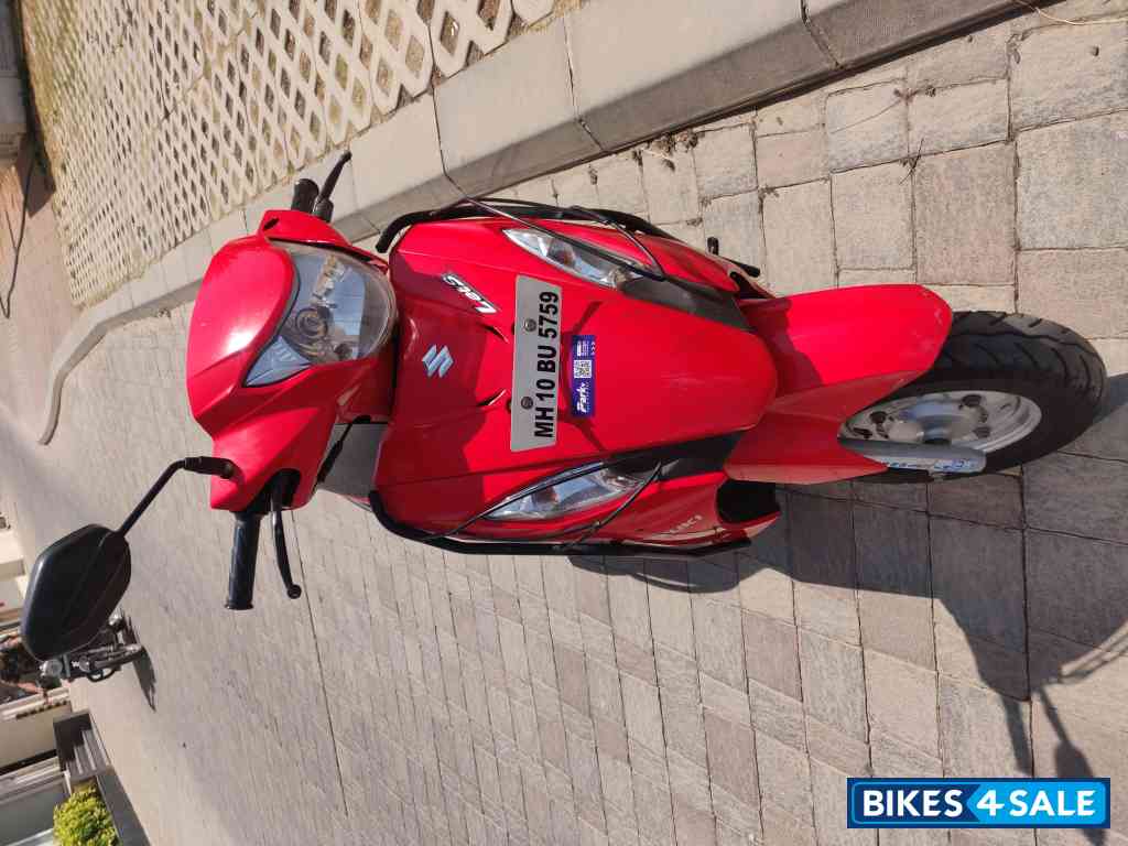 Red Suzuki Lets Let’s Standard 112