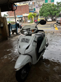 White Honda Activa