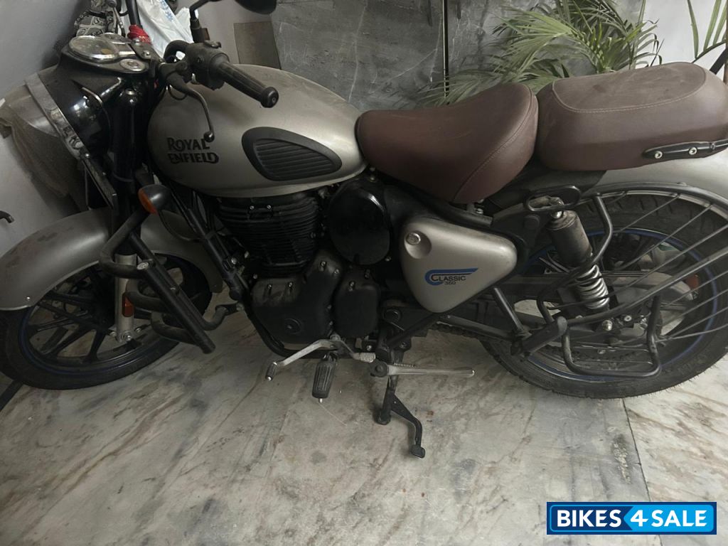 Royal Enfield Classic 350 Royal Enfield Classic 350