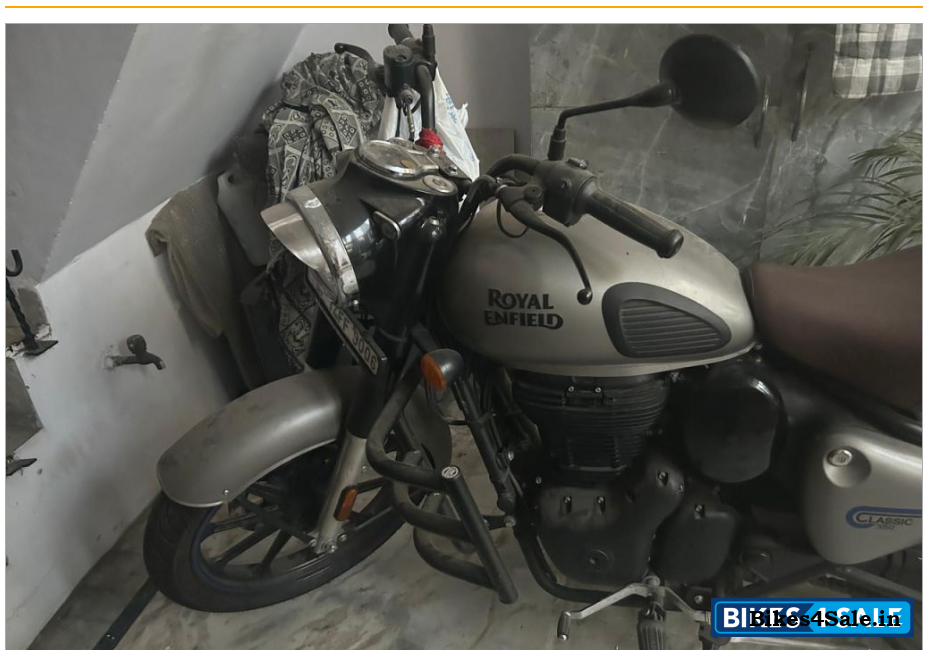 Royal Enfield Classic 350 Royal Enfield Classic 350