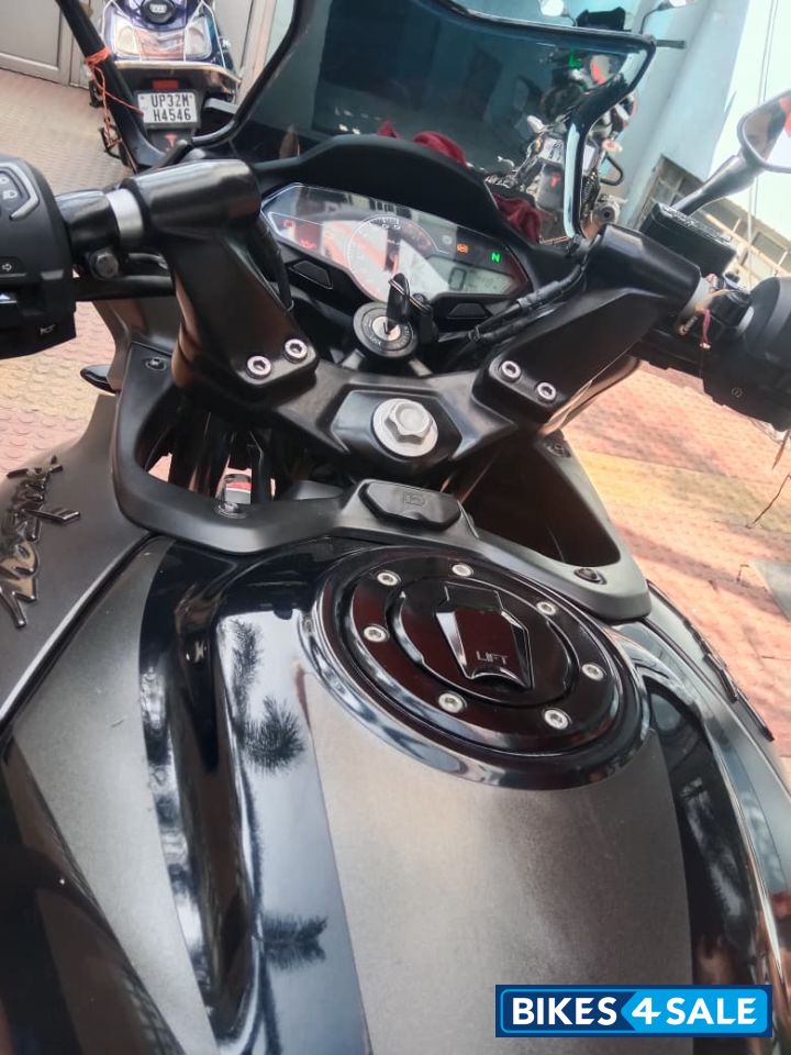 Bajaj Pulsar F250