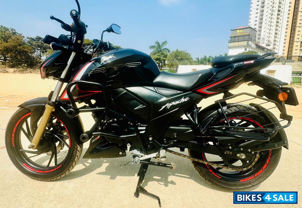 TVS Apache RTR