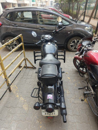 Black Royal Enfield Classic Stealth Black