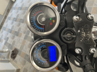 White Royal Enfield Thunderbird X 350