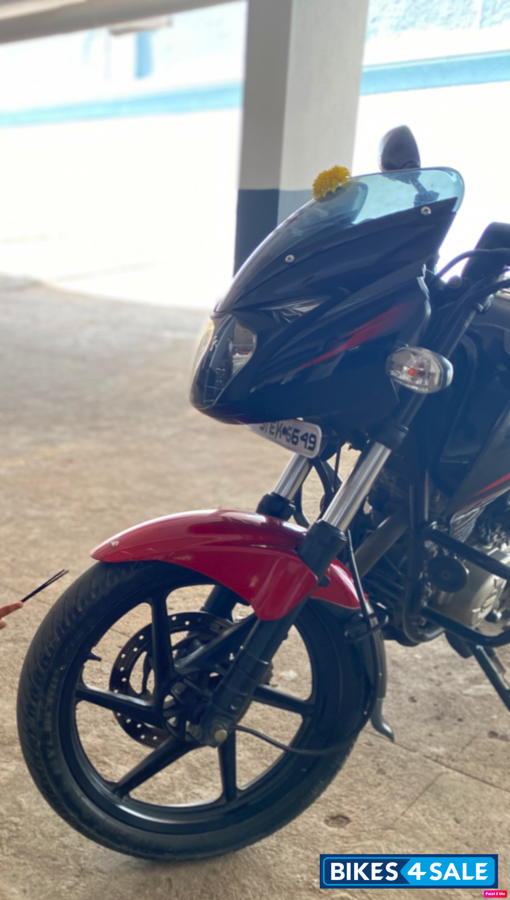 Bajaj Pulsar 180