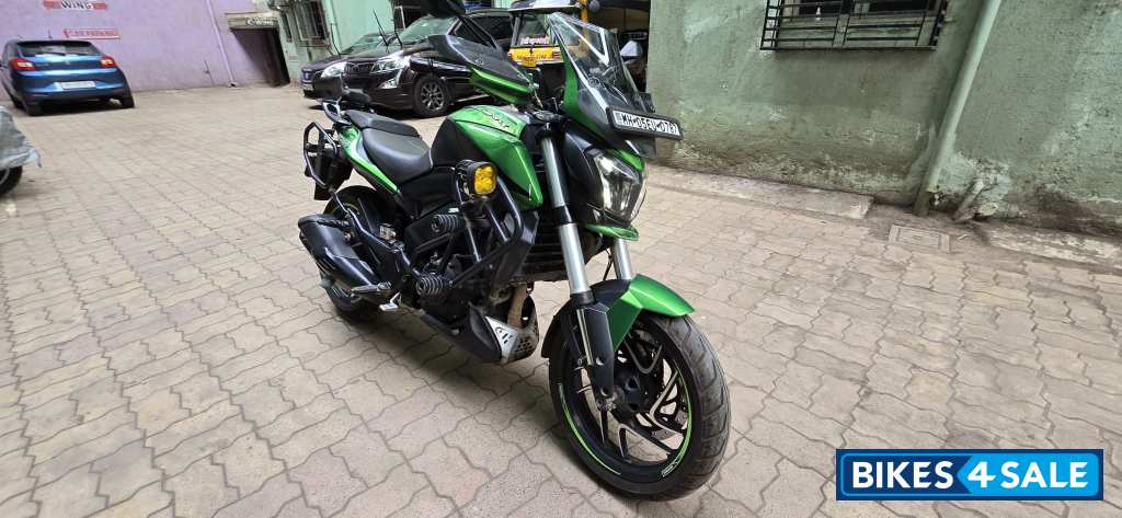 Bajaj Dominar 400 ABS BS6