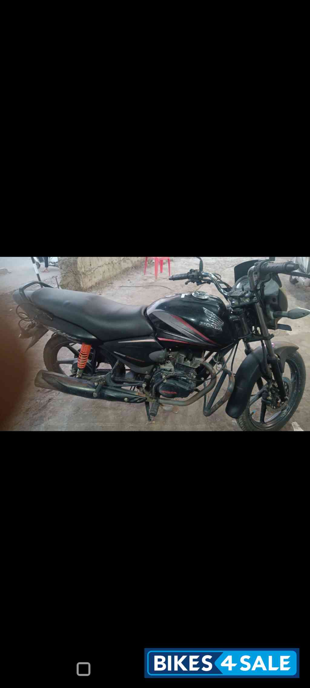 Black Honda Shine 125 Disc