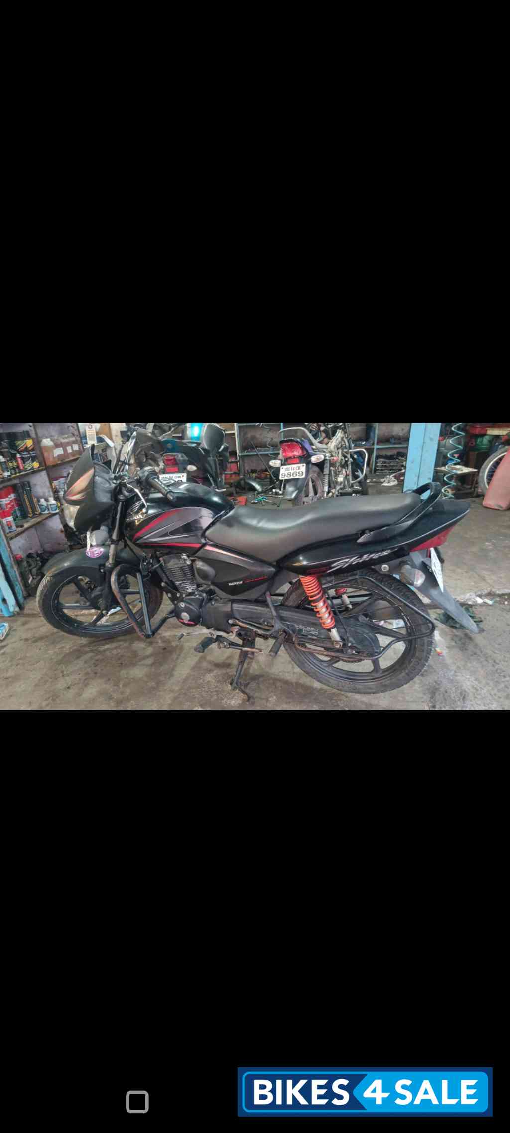 Black Honda Shine 125 Disc