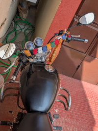 Matte Black Royal Enfield Thunderbird TwinSpark 350