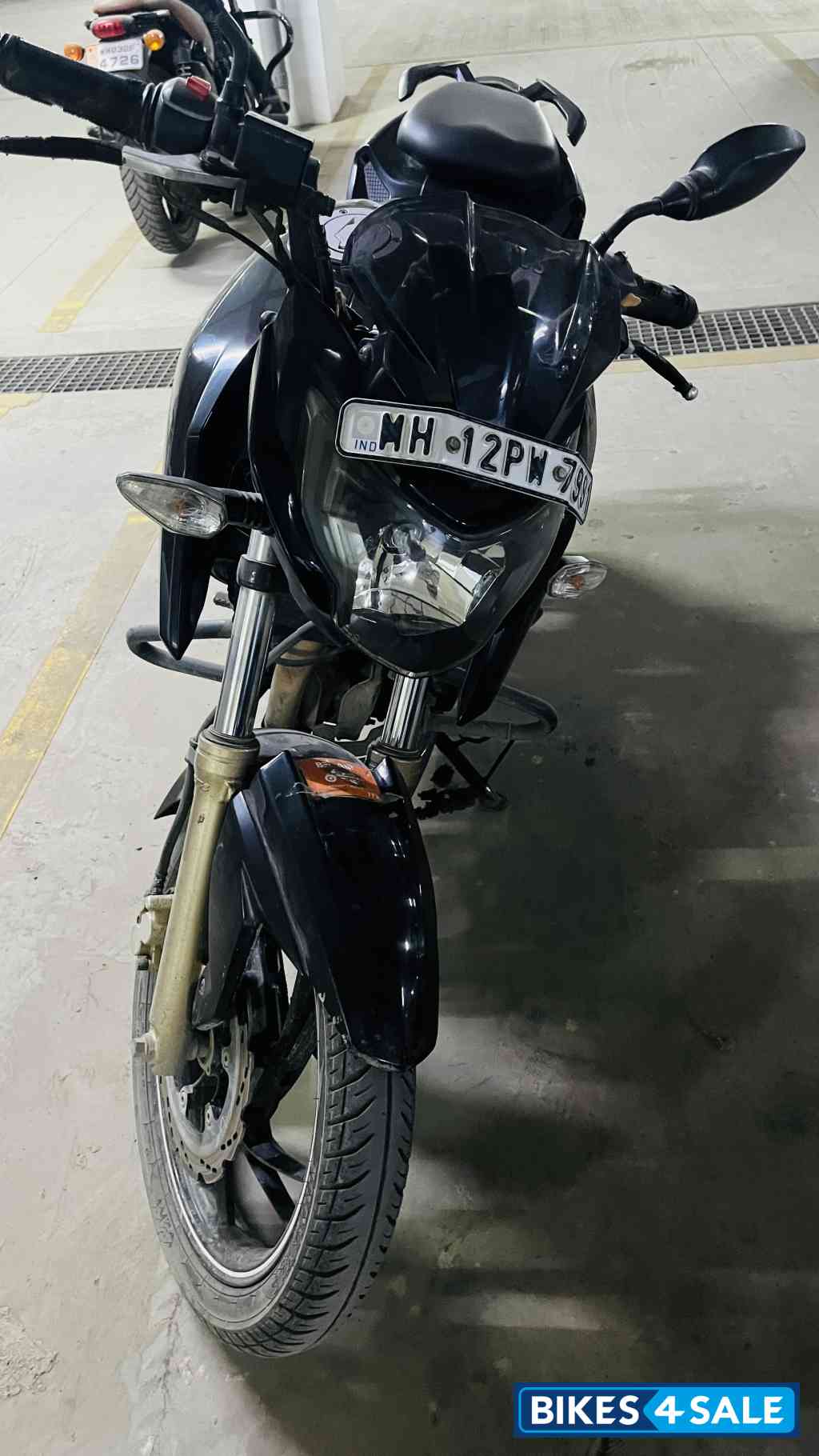 Black TVS Apache RTR 200 4V
