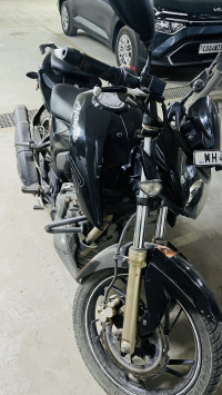 Black TVS Apache RTR 200 4V