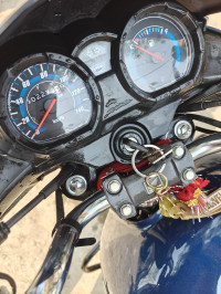 Blue Honda Shine 125