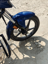 Blue Honda Shine 125