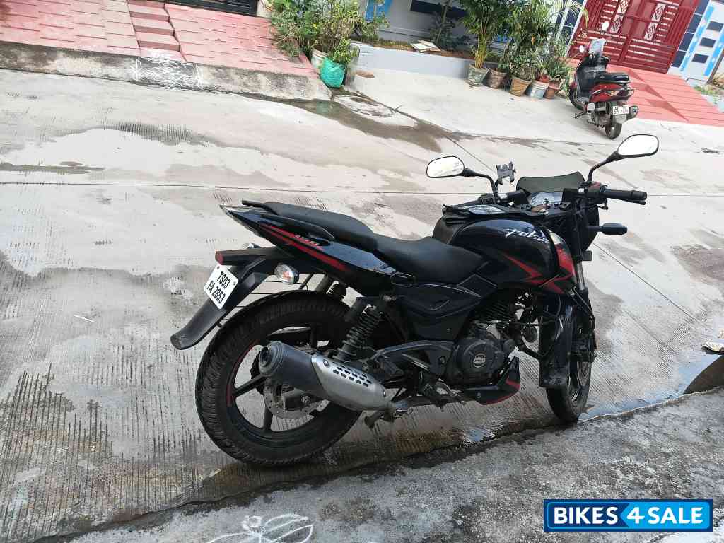 Bajaj Pulsar 150 Twin Disc BS6