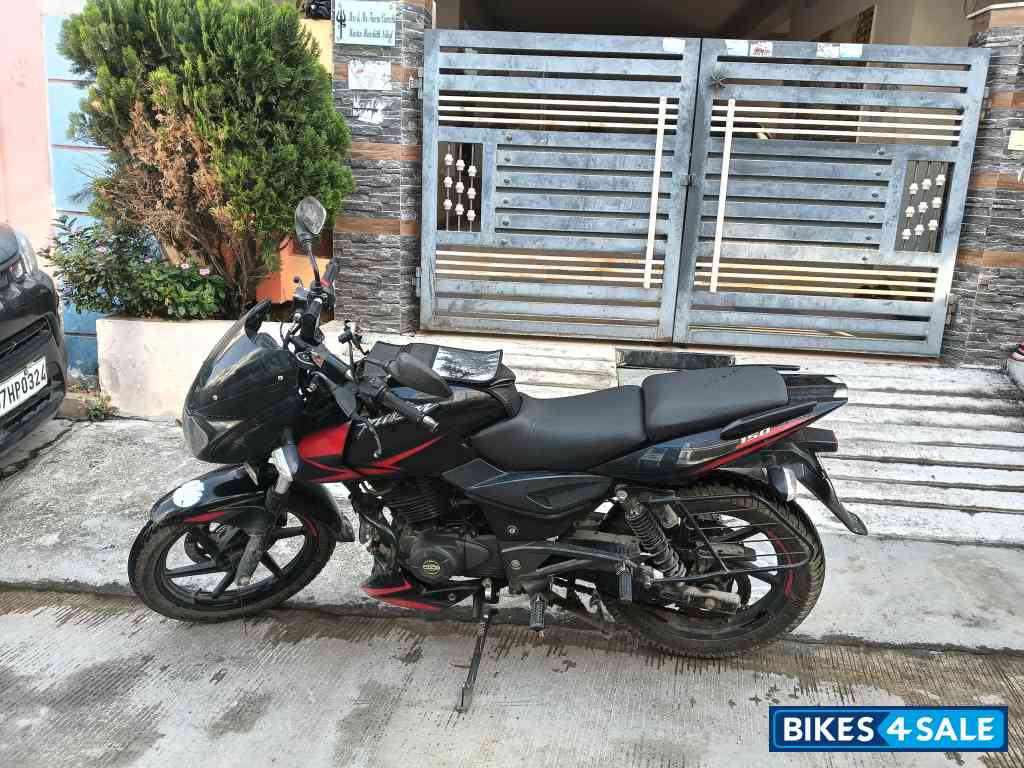 Bajaj Pulsar 150 Twin Disc BS6