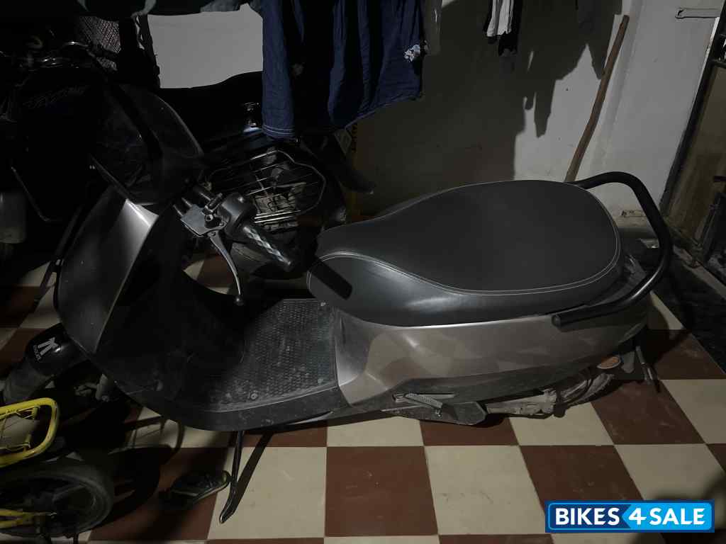 Grey Ola S1 3kWh Grey Ola S1 3kWh