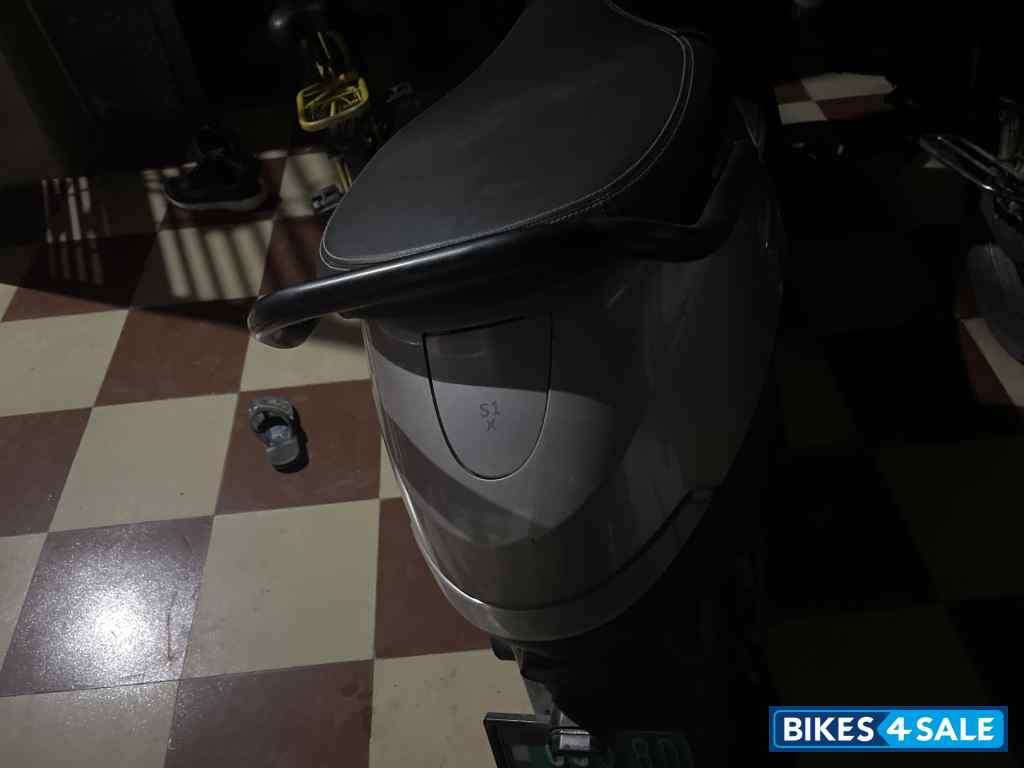 Grey Ola S1 3kWh Grey Ola S1 3kWh