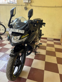 Black Suzuki Gixxer SF BS6