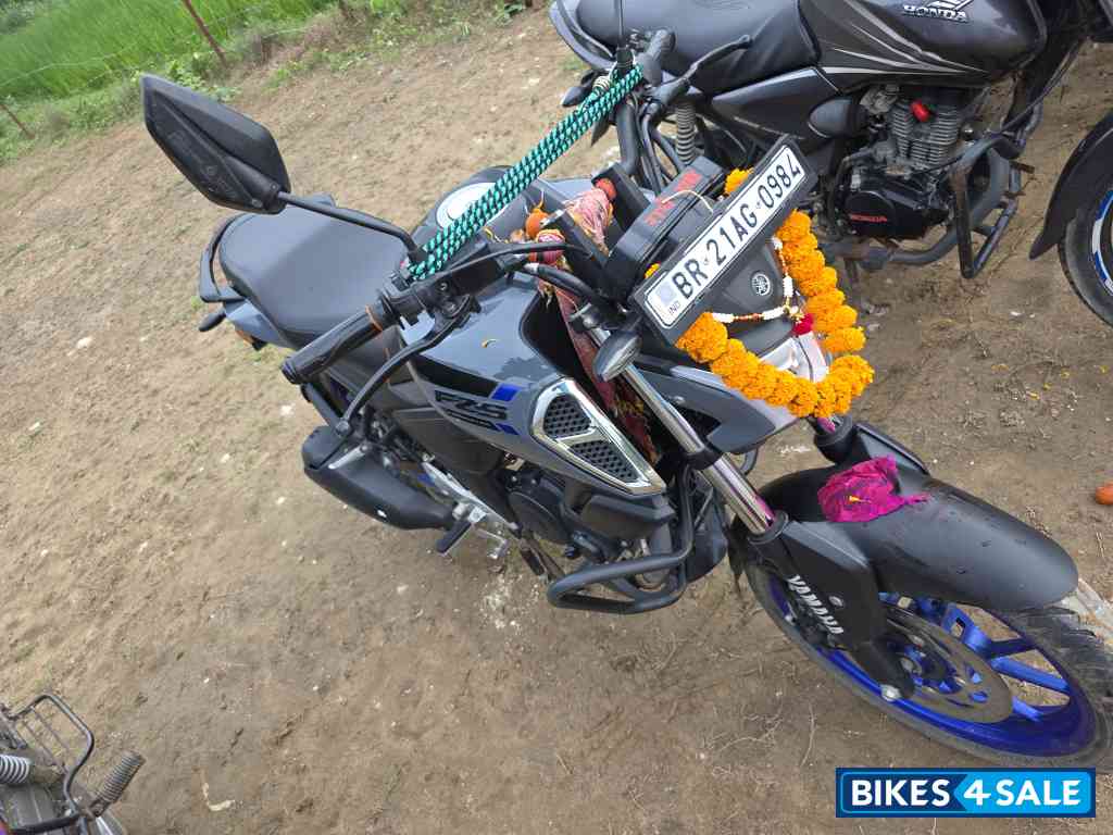 Gray Yamaha FZ-S FI Ver 4.0