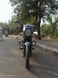 Bajaj CT 125X