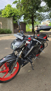 TVS Apache RTR 160 4V