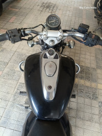 Bajaj Avenger 220 DTS-i