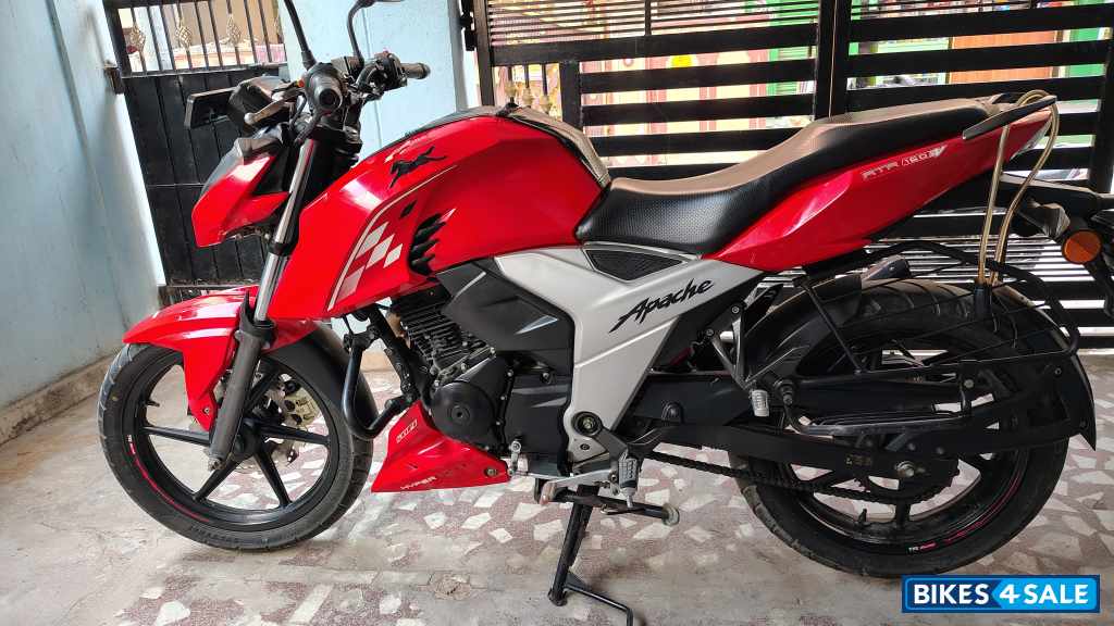 Red TVS Apache RTR 160 4V Red TVS Apache RTR 160 4V