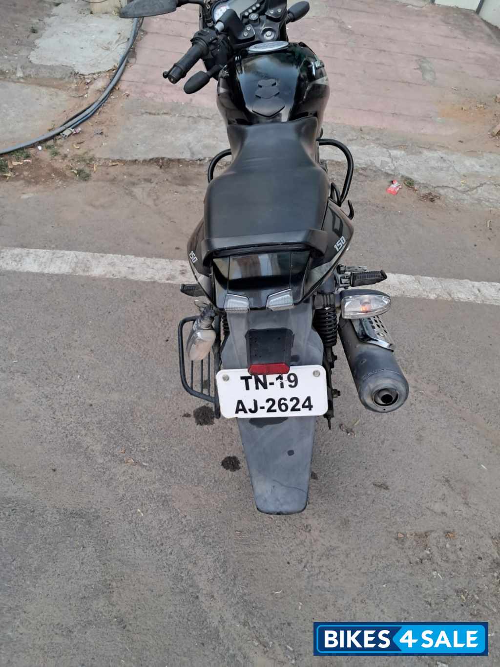 Black Bajaj Pulsar 150 DTSi