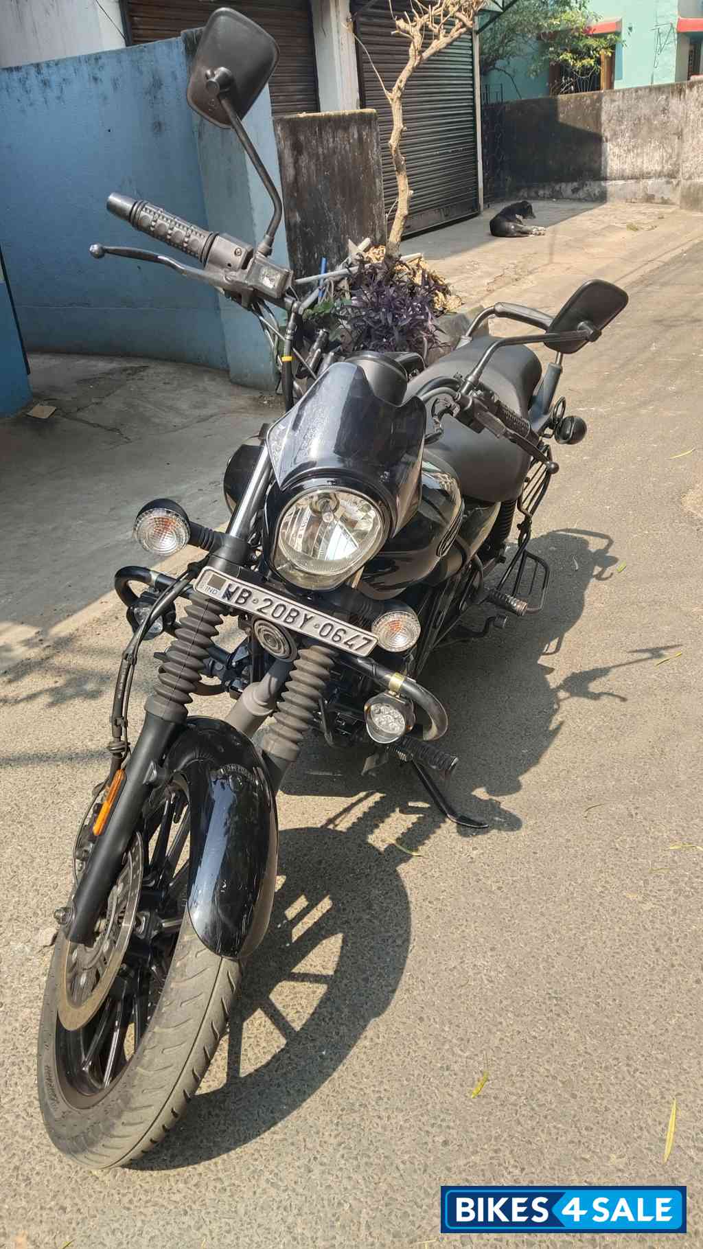 Black Bajaj Avenger Street 160 BS6