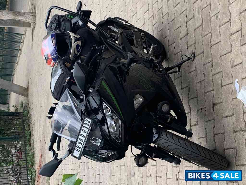 Kawasaki Ninja 300 BS6 2022