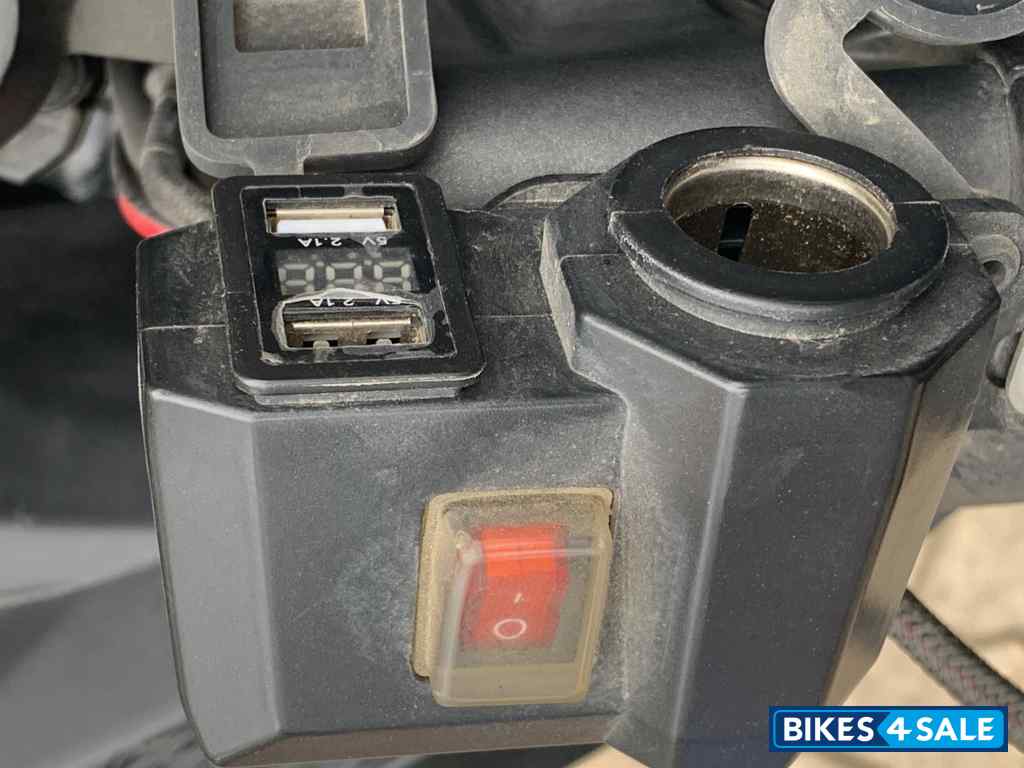 Kawasaki Ninja 300 BS6 2022