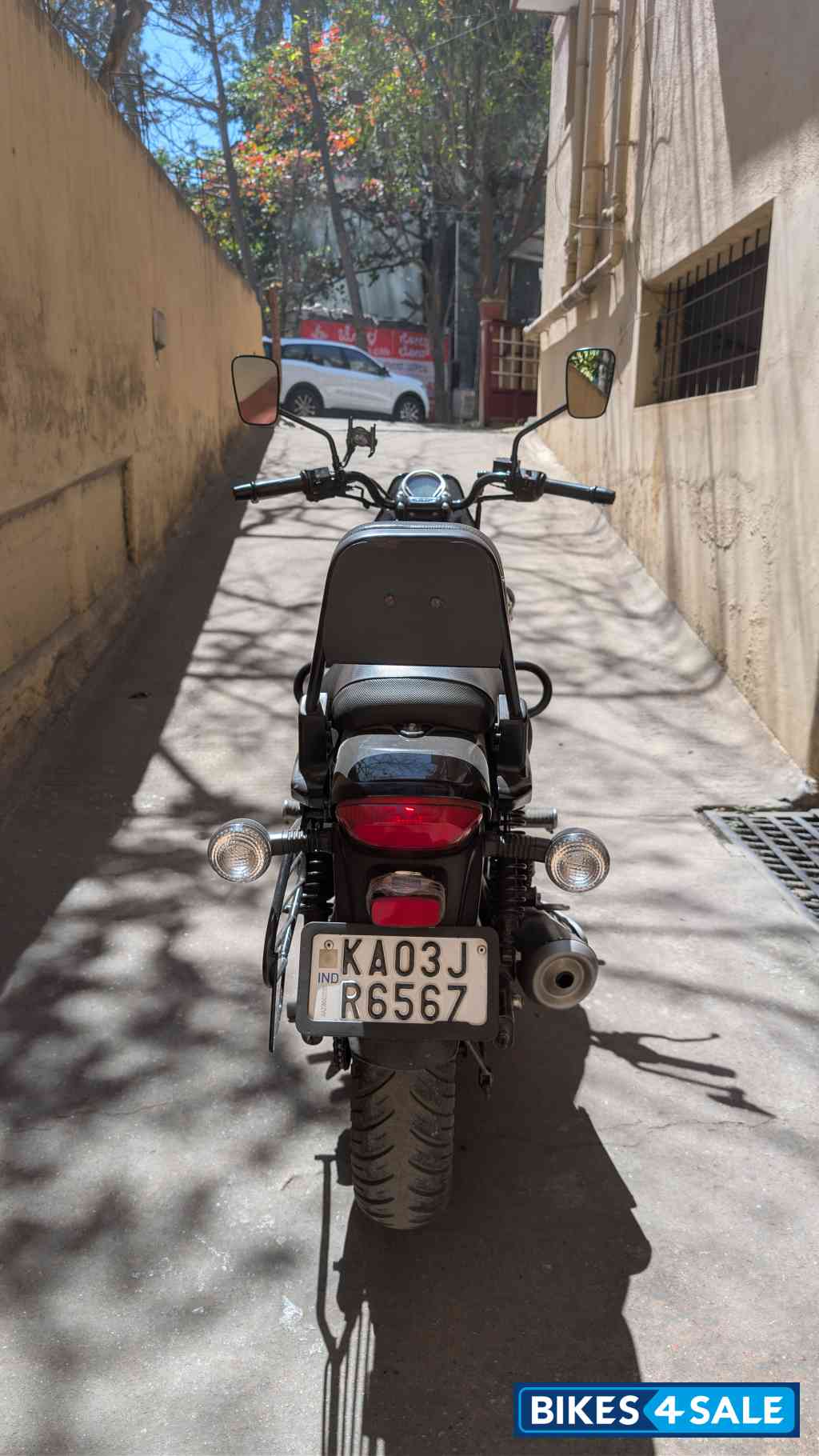 Bajaj Avenger Street 220 BS6