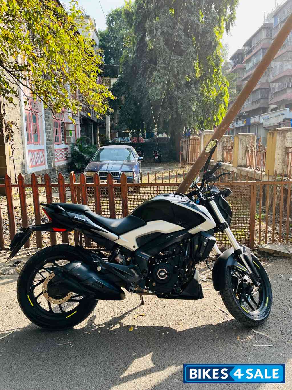 Bajaj Dominar 250 2022