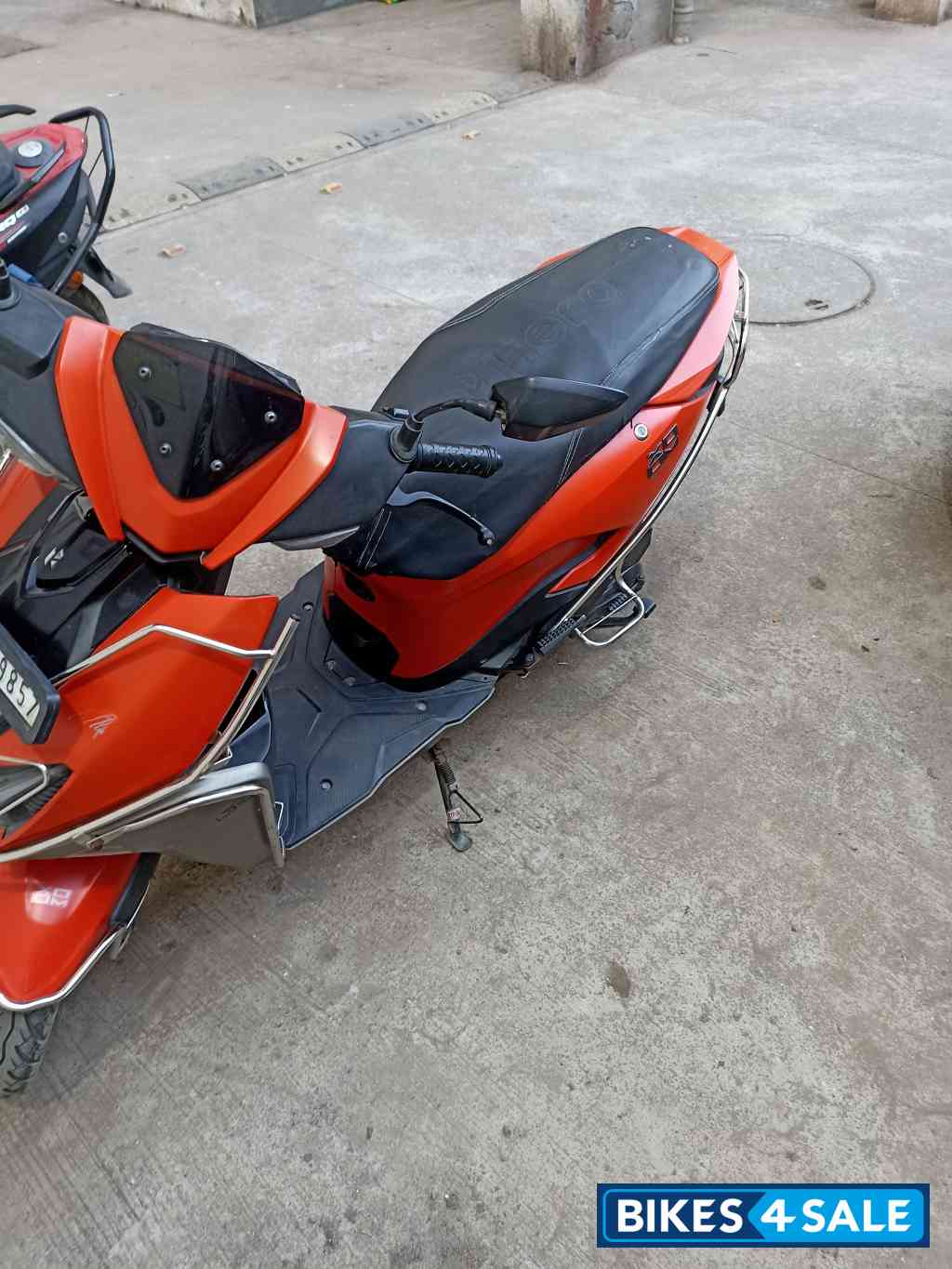 Orange Hero Xoom ZX