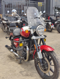 Royal Enfield Super Meteor 650