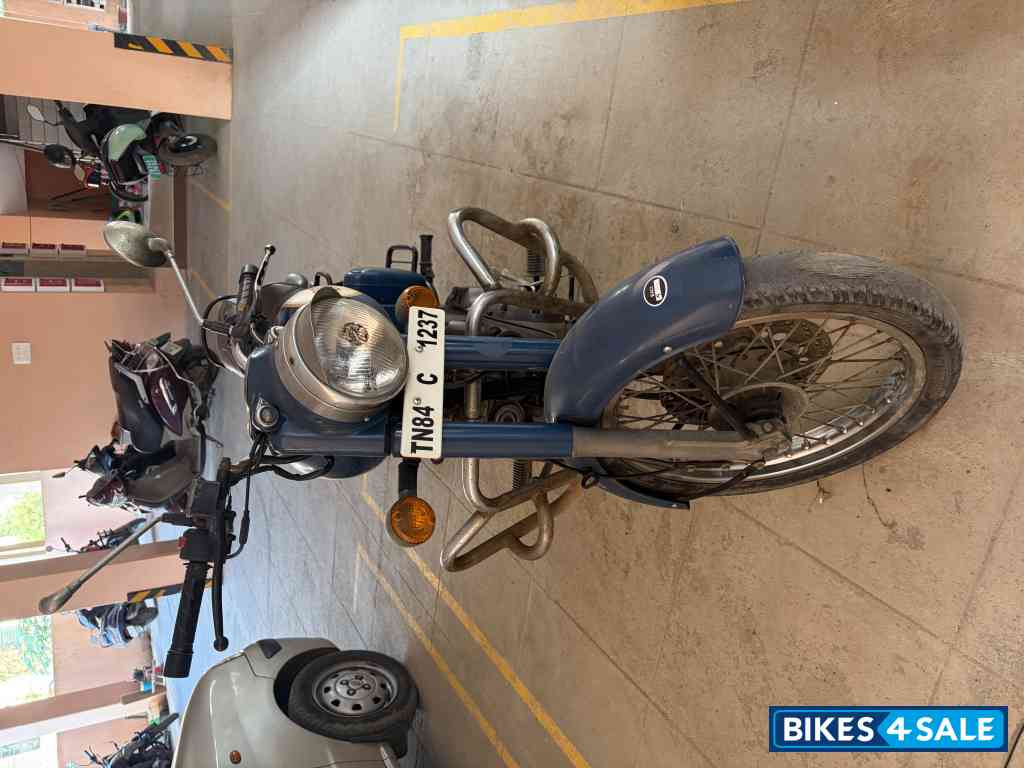 Blue Royal Enfield Classic 350