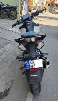 White KTM Duke 390